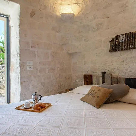 Tenuta Diciassetteconi Trulli With Pool - Happy Villa