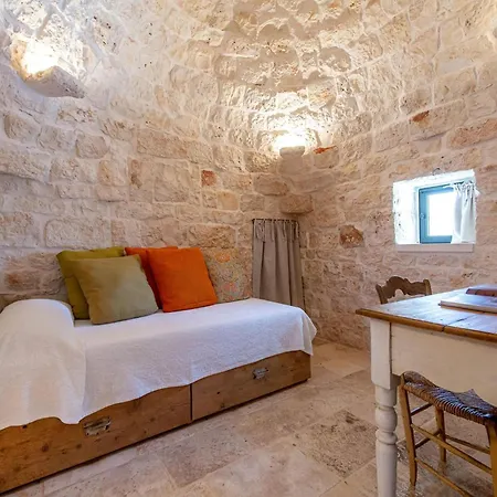 Villa Tenuta Diciassetteconi Trulli With Pool - Happy