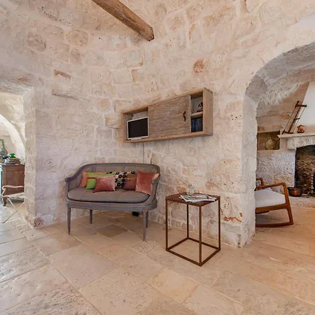 Villa Tenuta Diciassetteconi Trulli With Pool - Happy
